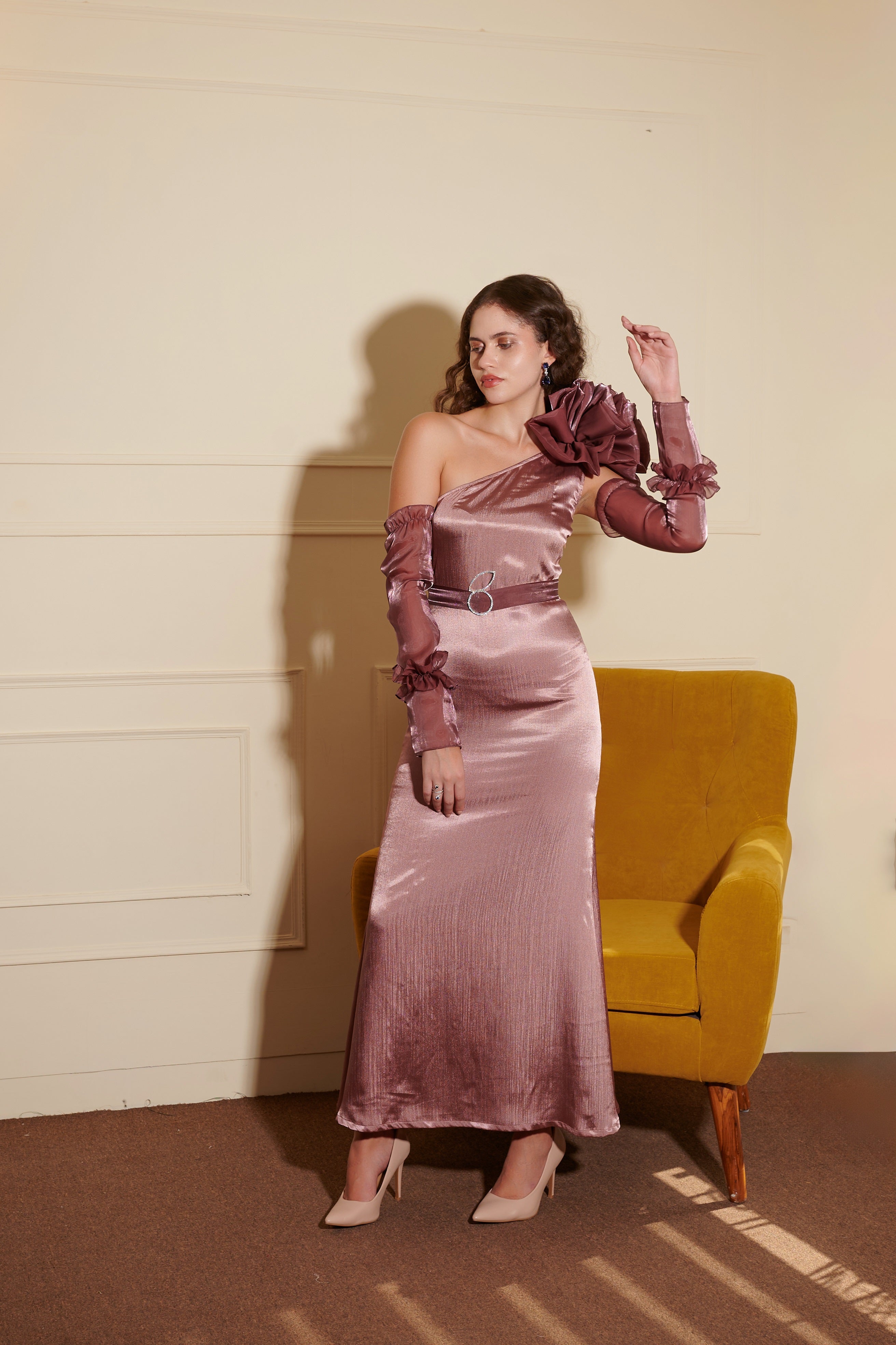 Blush Pink Gucci Silk Ruffelled Flower Dress with Detachable sleeve and Berrybrooch Dress